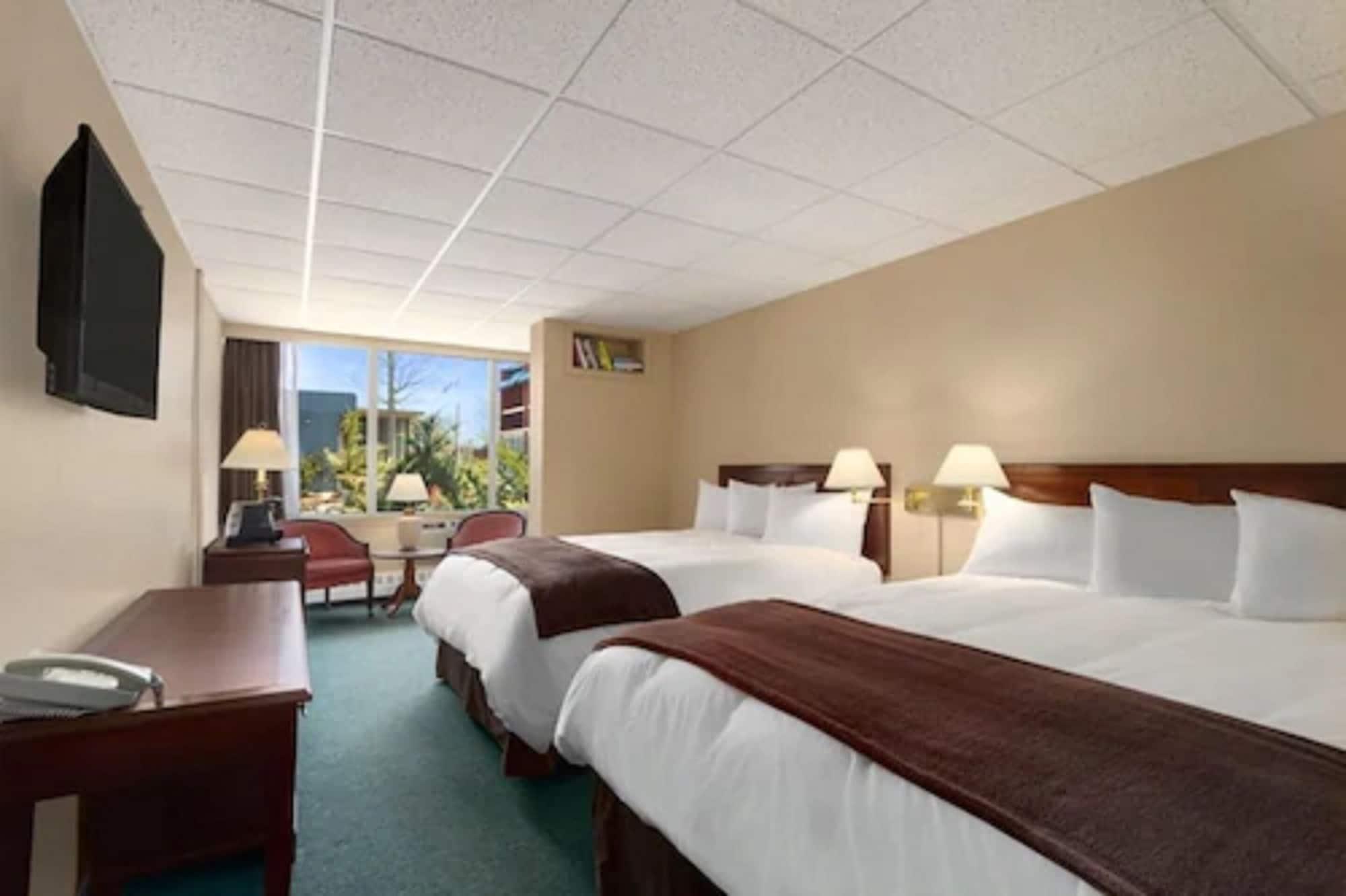 פארי סאונד The Brunswick Hotel Complex מראה חיצוני תמונה