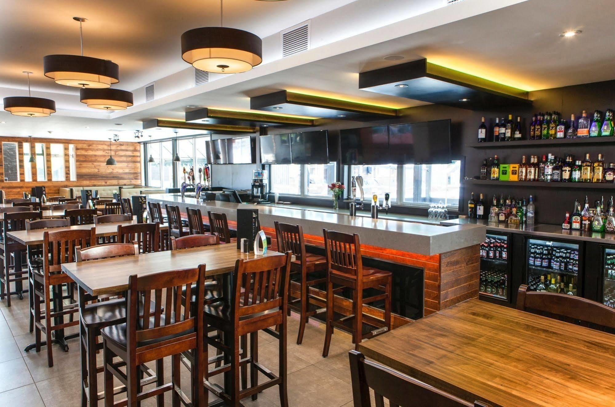 פארי סאונד The Brunswick Hotel Complex מראה חיצוני תמונה